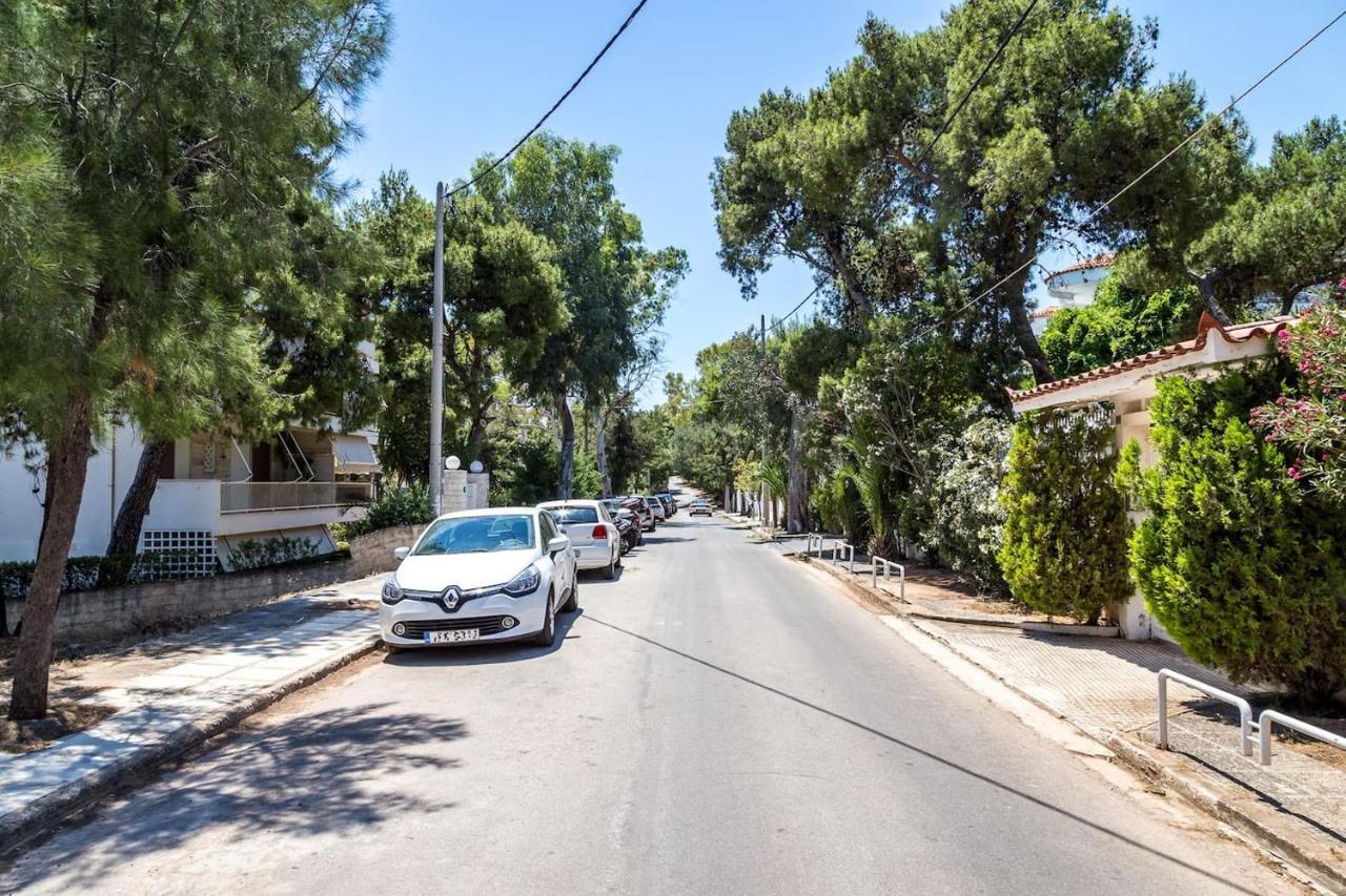 Elegant Apartment W Great Balcony In Vouliagmeni Athen Eksteriør billede